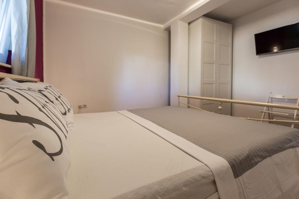 Apartmani Maksan Pakoštane Exterior foto