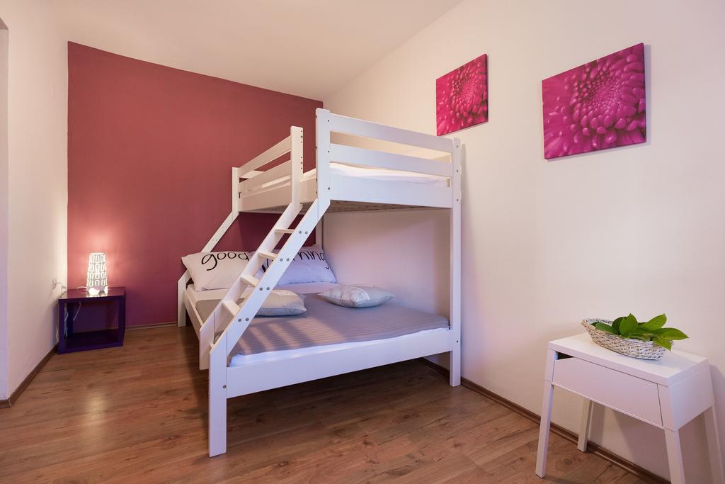 Apartmani Maksan Pakoštane Exterior foto
