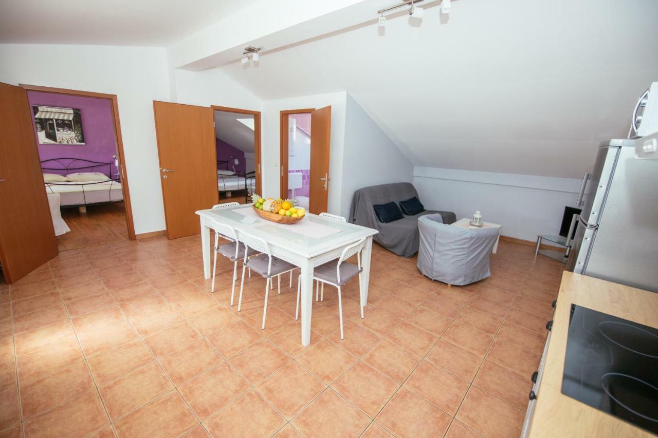 Apartmani Maksan Pakoštane Exterior foto